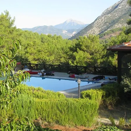 Dikencik Country house *
