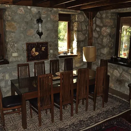 Dikencik Country house Uzumlu (Aegean)