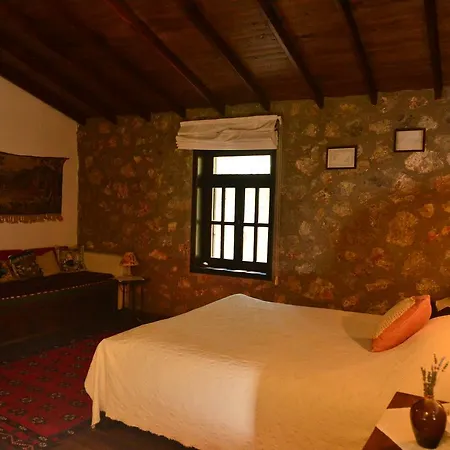 Dikencik Country house *